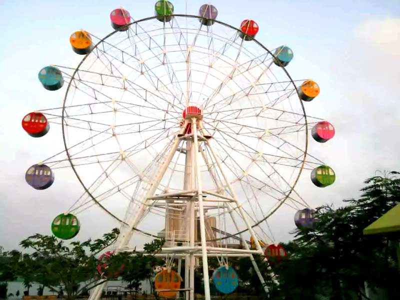 30m ferris wheel 5.jpg